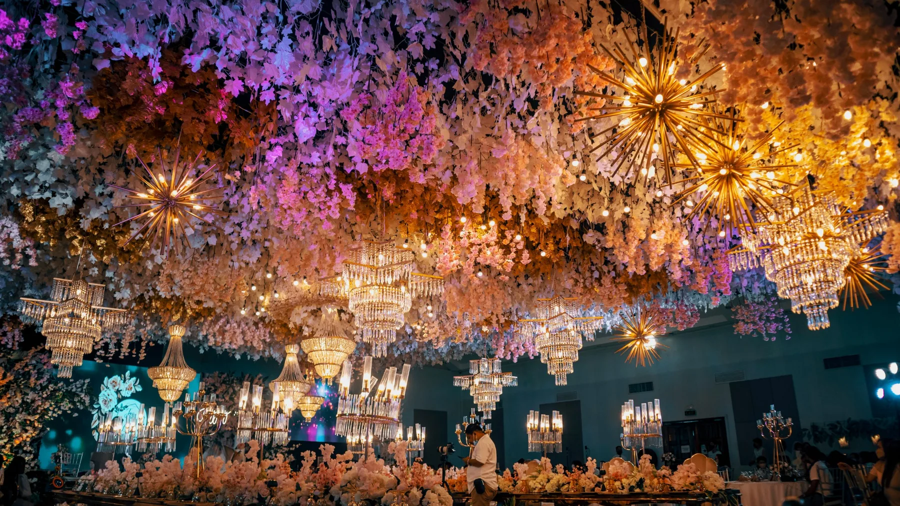 Wedding reception decor